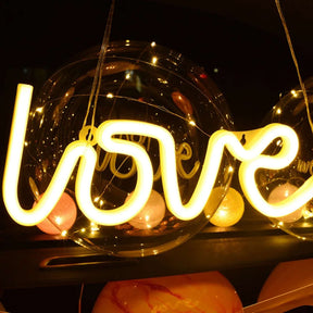 Luminária Neon Led Love Painel Services