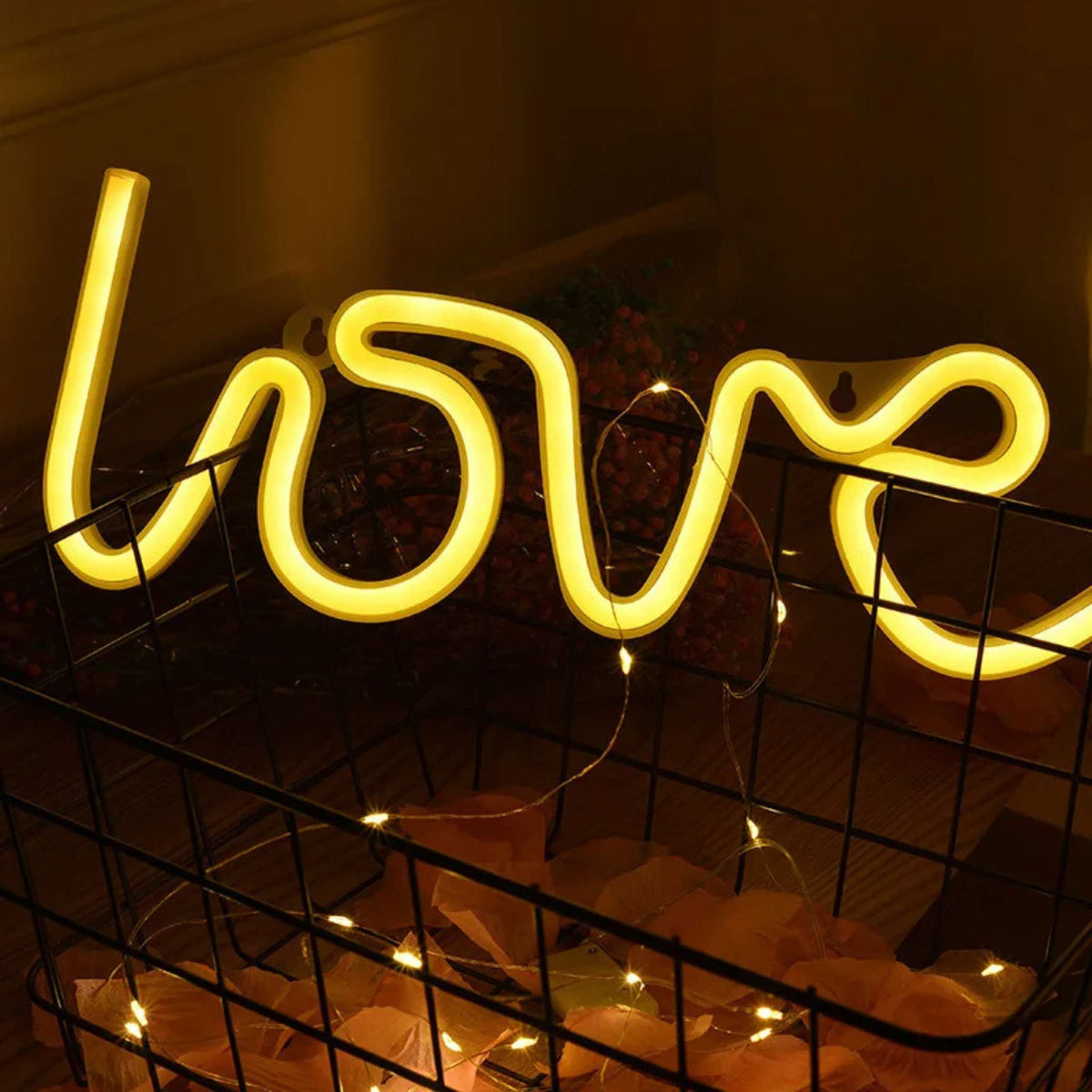 Luminária Neon Led Love Painel Services